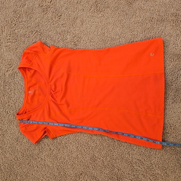 Women's top - Picture 6 of 7